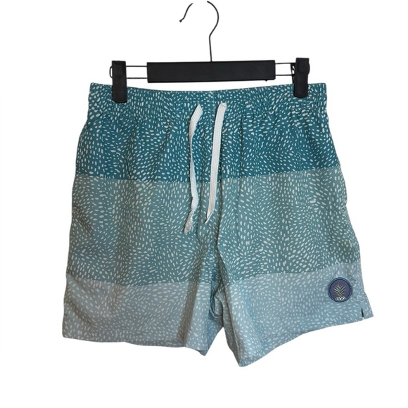 Chubbies The Whale Sharks 5.5” Inseam Swim Shorts - Picture 1 of 6